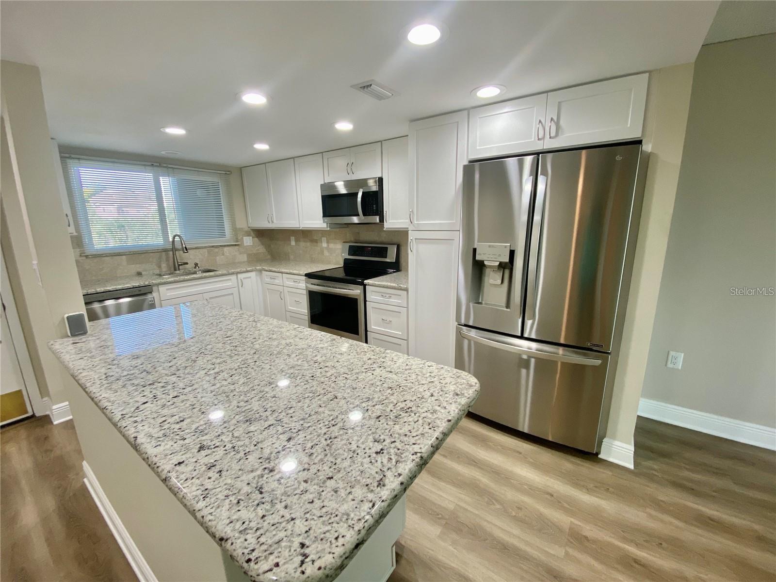 90 S HIGHLAND AVE #1202, TARPON SPRINGS, FL, 34689