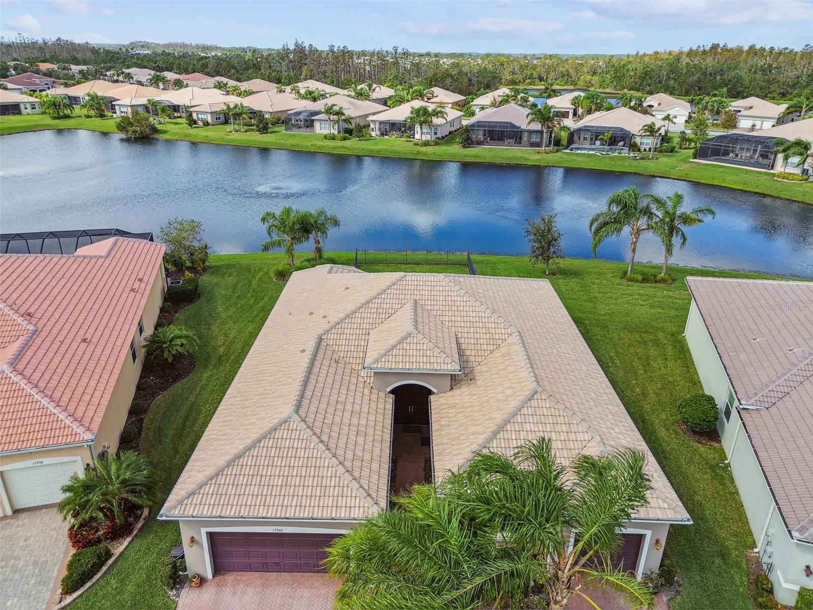 15940 CAPE CORAL DR, WIMAUMA, FL, 33598