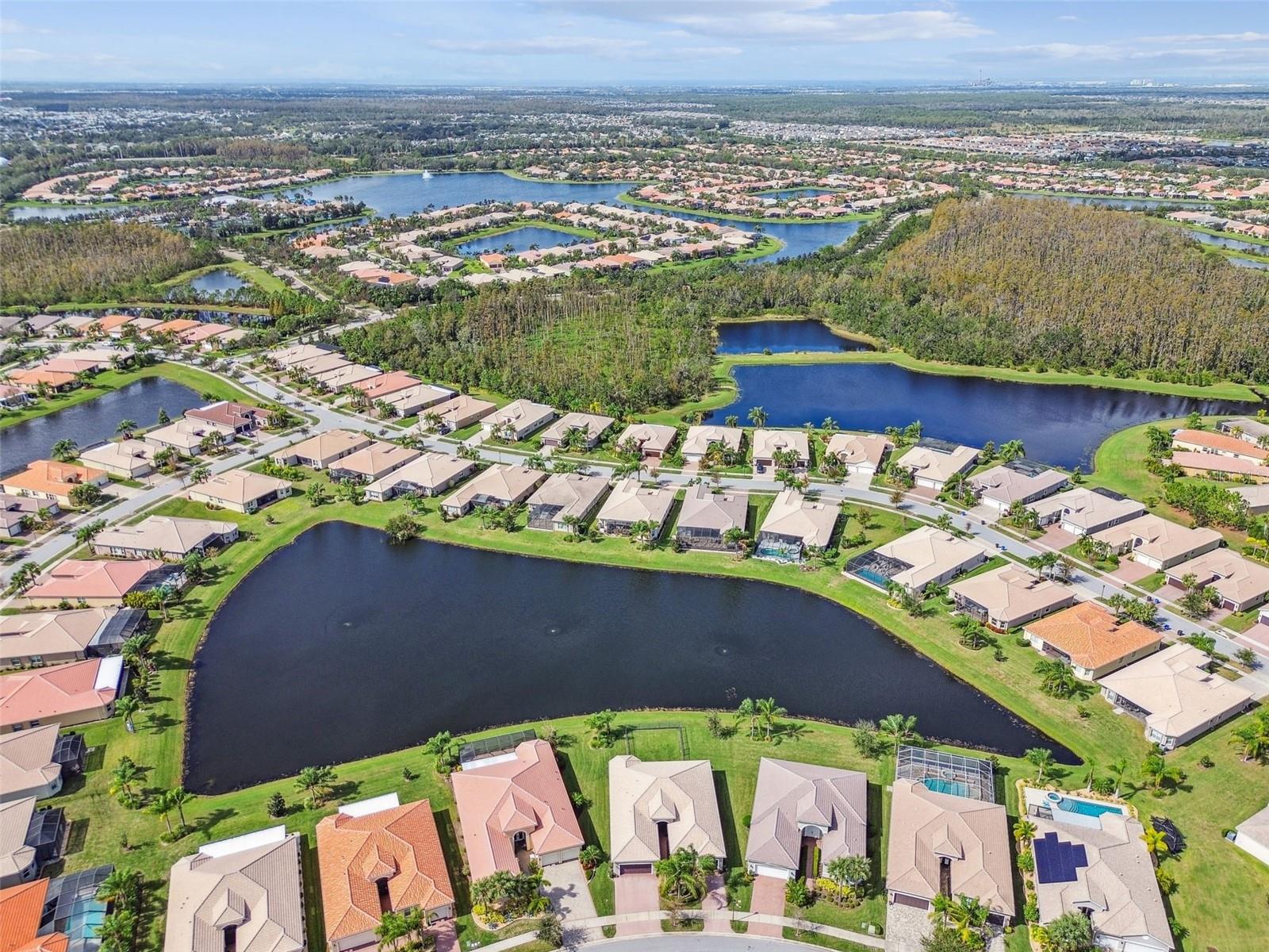 15940 CAPE CORAL DR, WIMAUMA, FL, 33598
