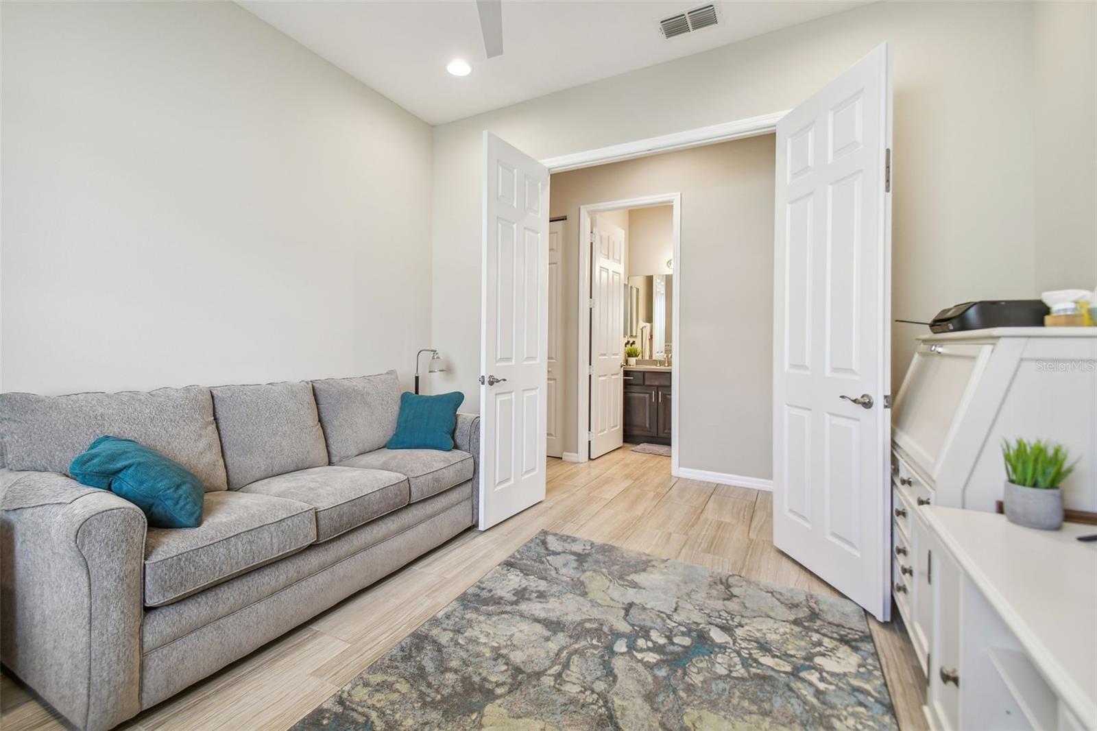 15940 CAPE CORAL DR, WIMAUMA, FL, 33598