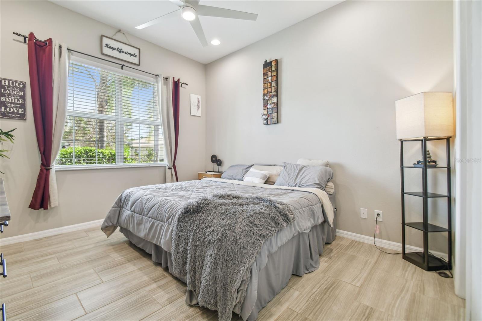 15940 CAPE CORAL DR, WIMAUMA, FL, 33598