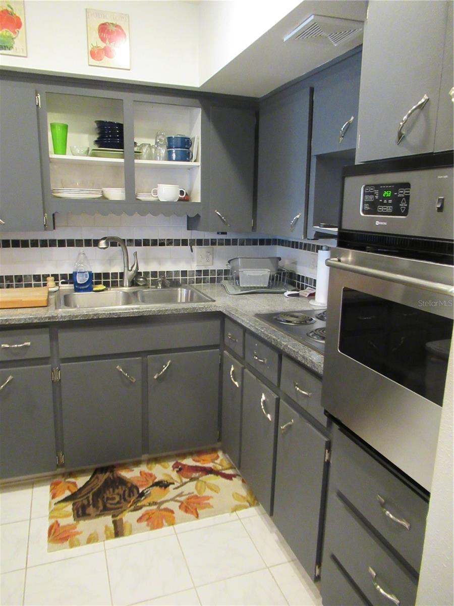 TB8320310 Property Photo