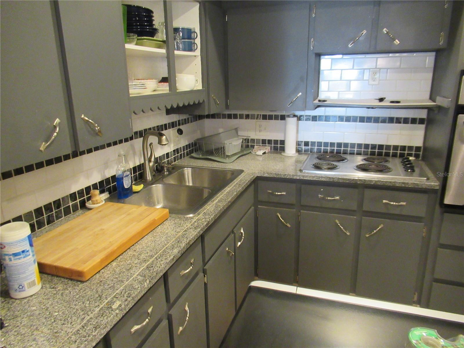 TB8320310 Property Photo