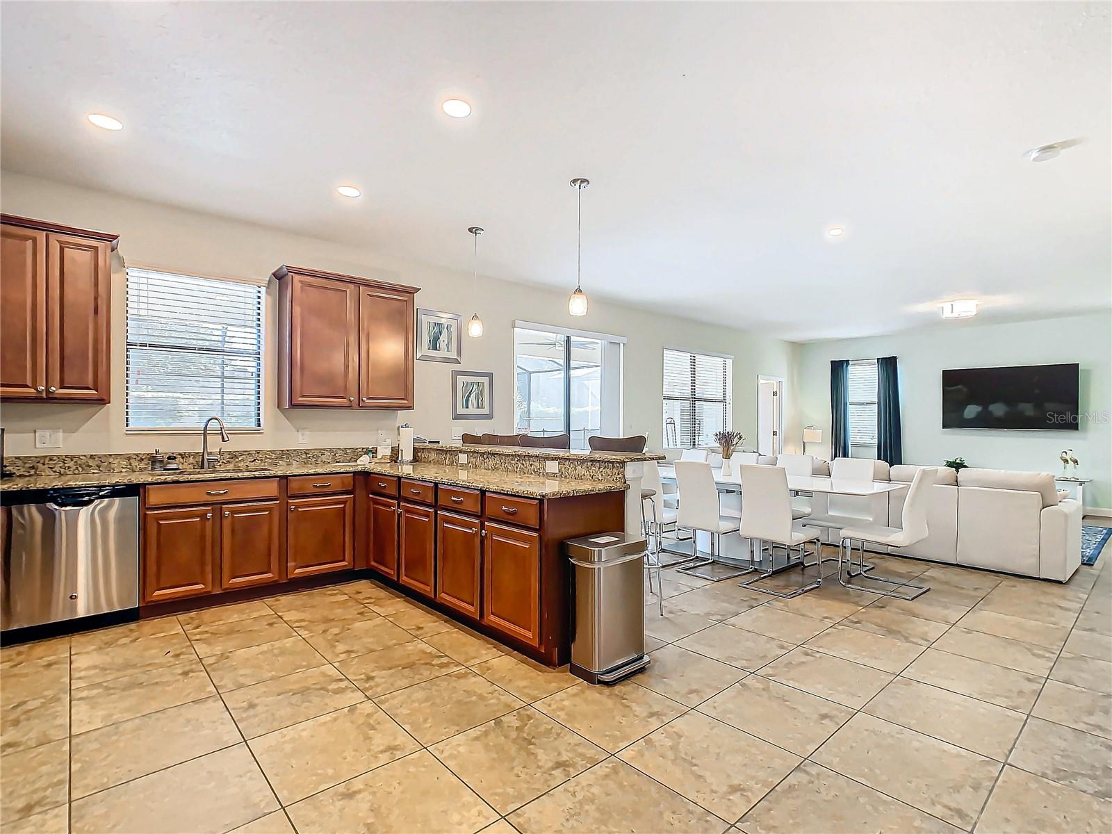 1522 MOON VALLEY DR, DAVENPORT, FL, 33896