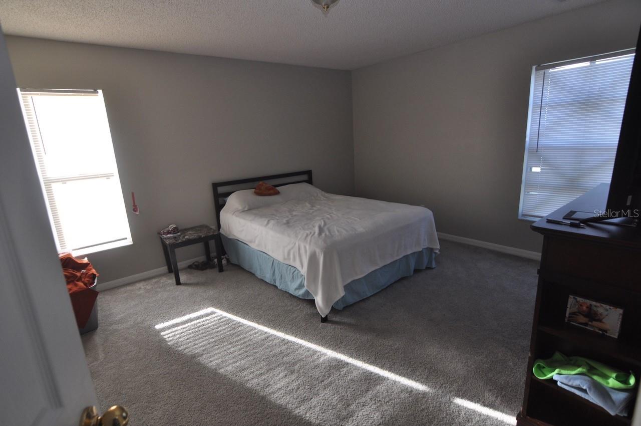 642 LAKE CHARLES DR, DAVENPORT, FL, 33837