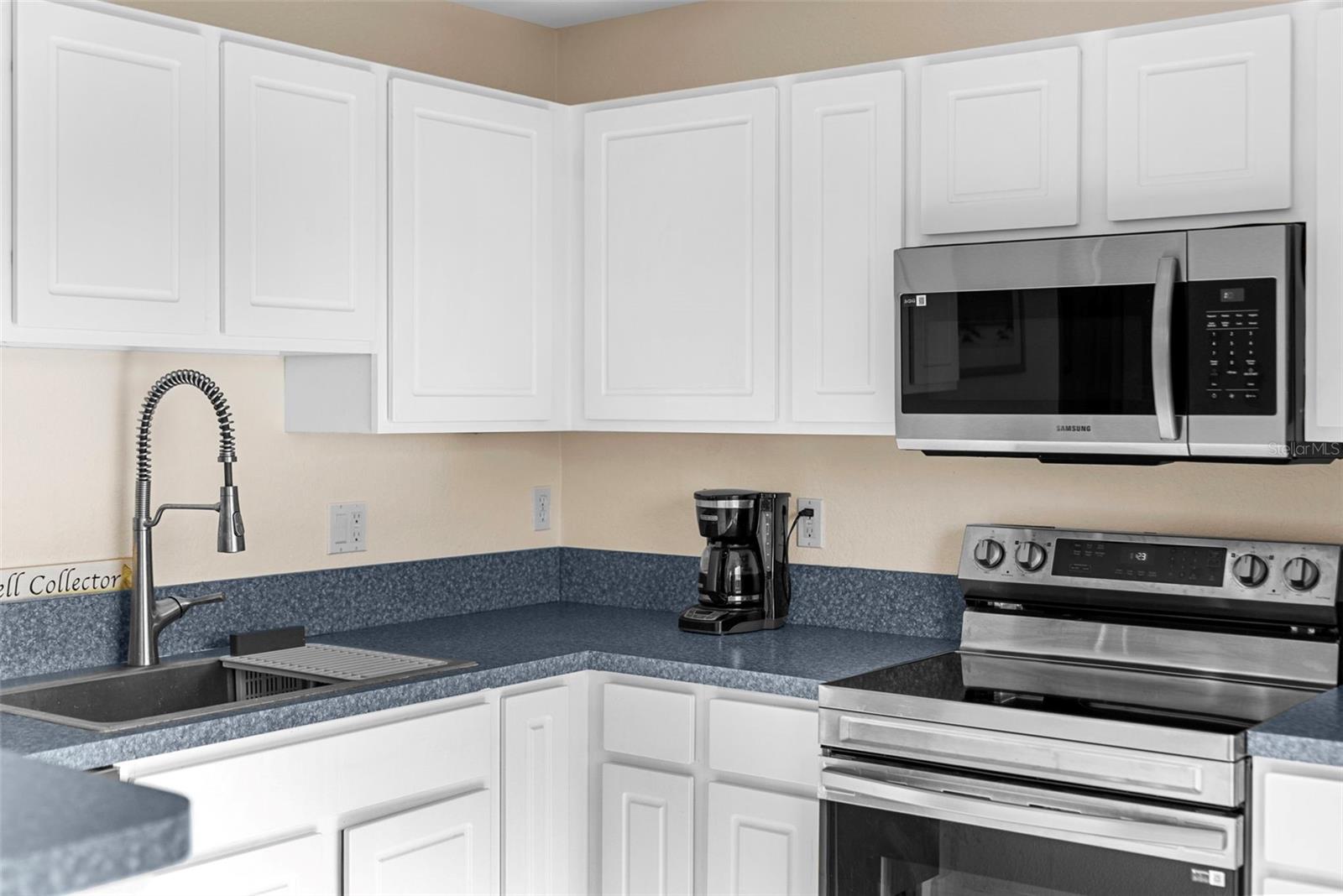 617 ROSE APPLE CIR, PORT CHARLOTTE, FL, 33954