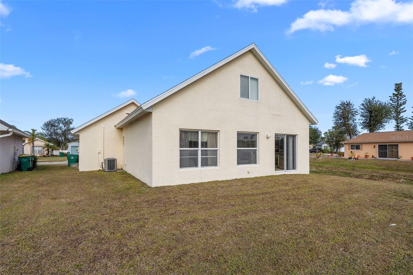617 ROSE APPLE CIR, PORT CHARLOTTE, FL, 33954