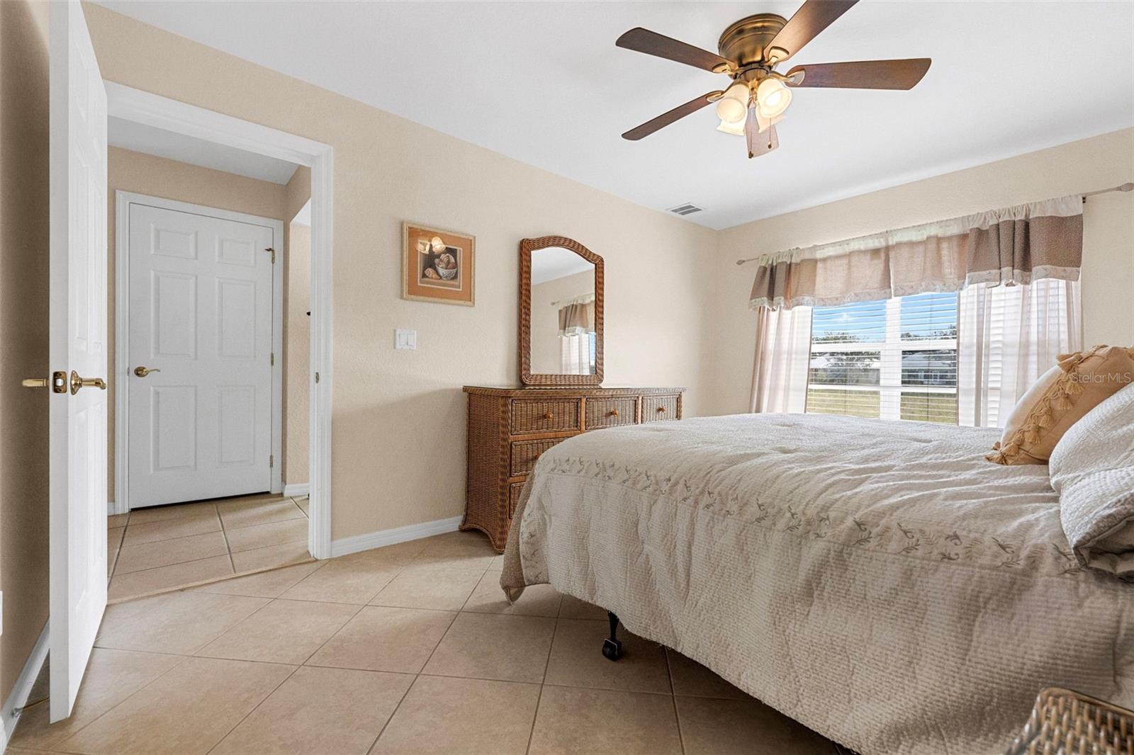 617 ROSE APPLE CIR, PORT CHARLOTTE, FL, 33954