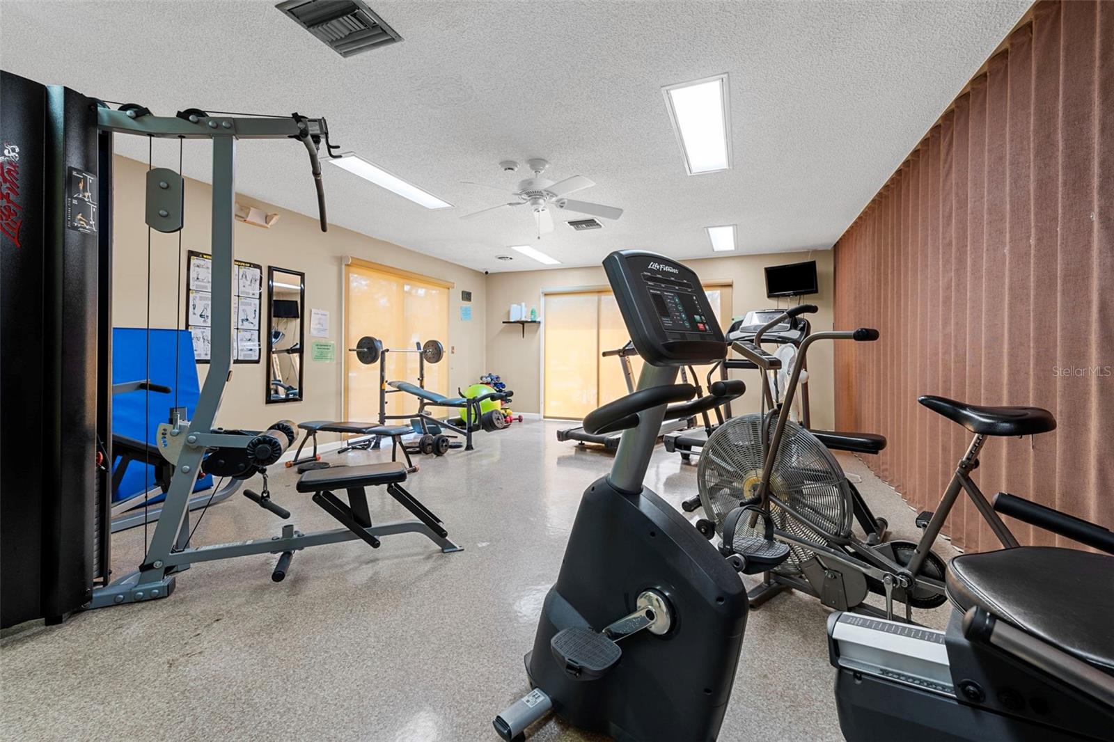 617 ROSE APPLE CIR, PORT CHARLOTTE, FL, 33954