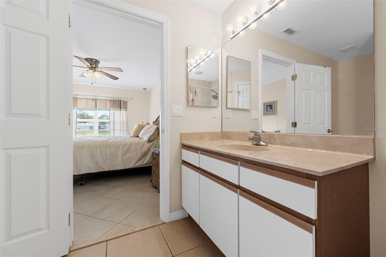617 ROSE APPLE CIR, PORT CHARLOTTE, FL, 33954