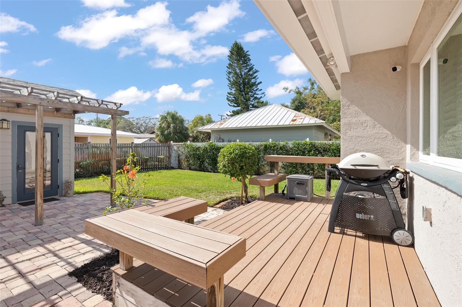 203 S SPRING BLVD, TARPON SPRINGS, FL, 34689