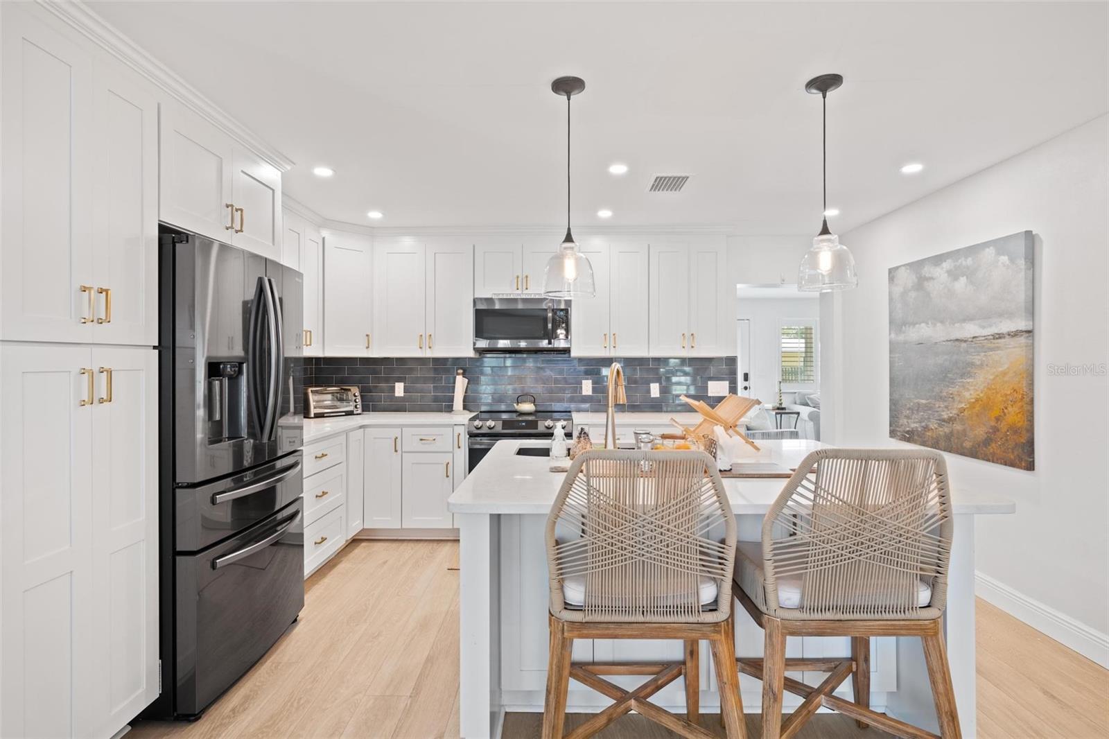 203 S SPRING BLVD, TARPON SPRINGS, FL, 34689