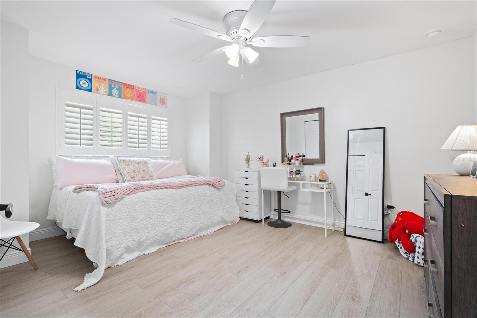 203 S SPRING BLVD, TARPON SPRINGS, FL, 34689