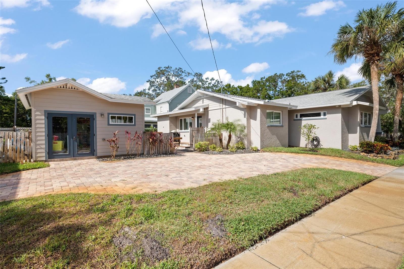 203 S SPRING BLVD, TARPON SPRINGS, FL, 34689