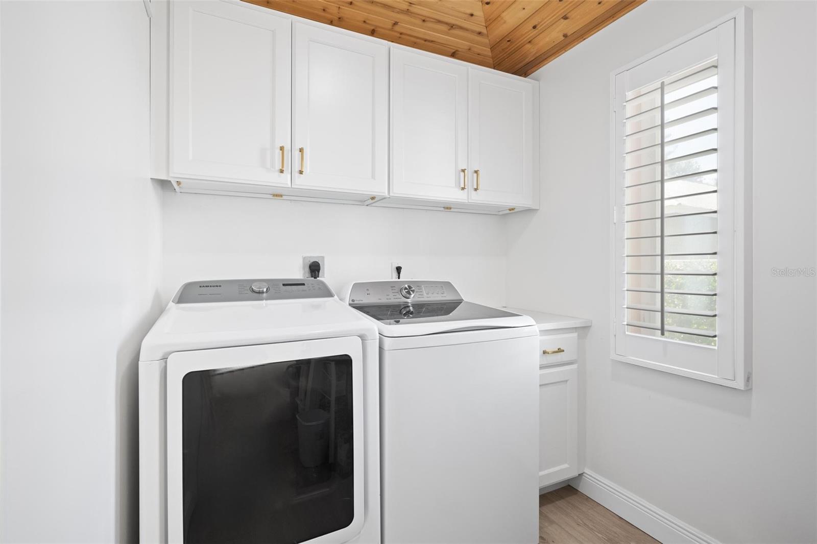 203 S SPRING BLVD, TARPON SPRINGS, FL, 34689