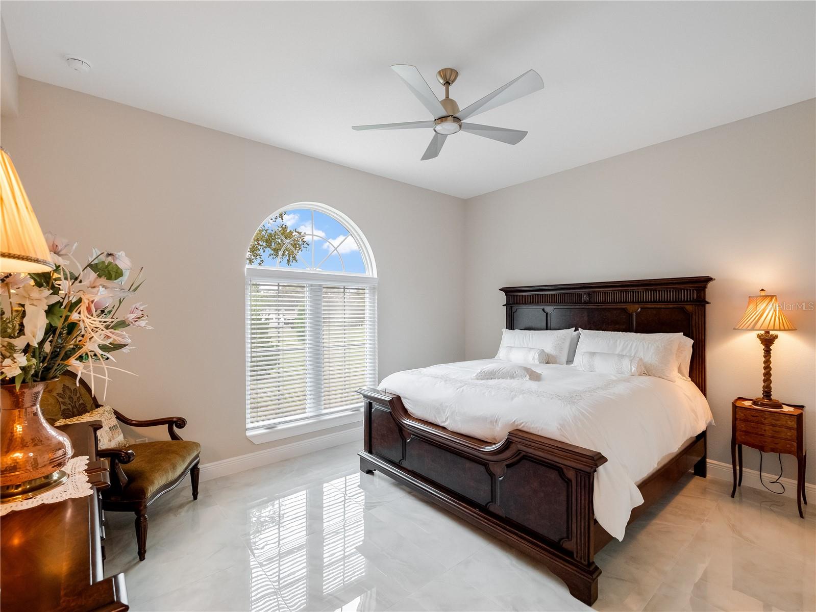 39851 & 39855 DARLINGTON AVE, LADY LAKE, FL, 32159