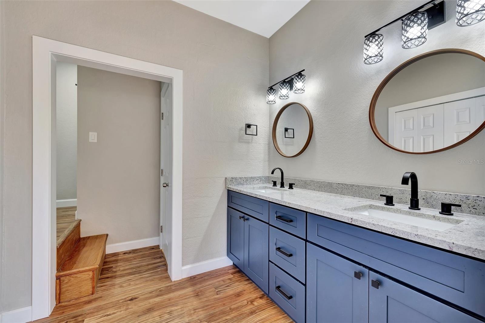 9 N HIGHLAND AVE, CLEARWATER, FL, 33755