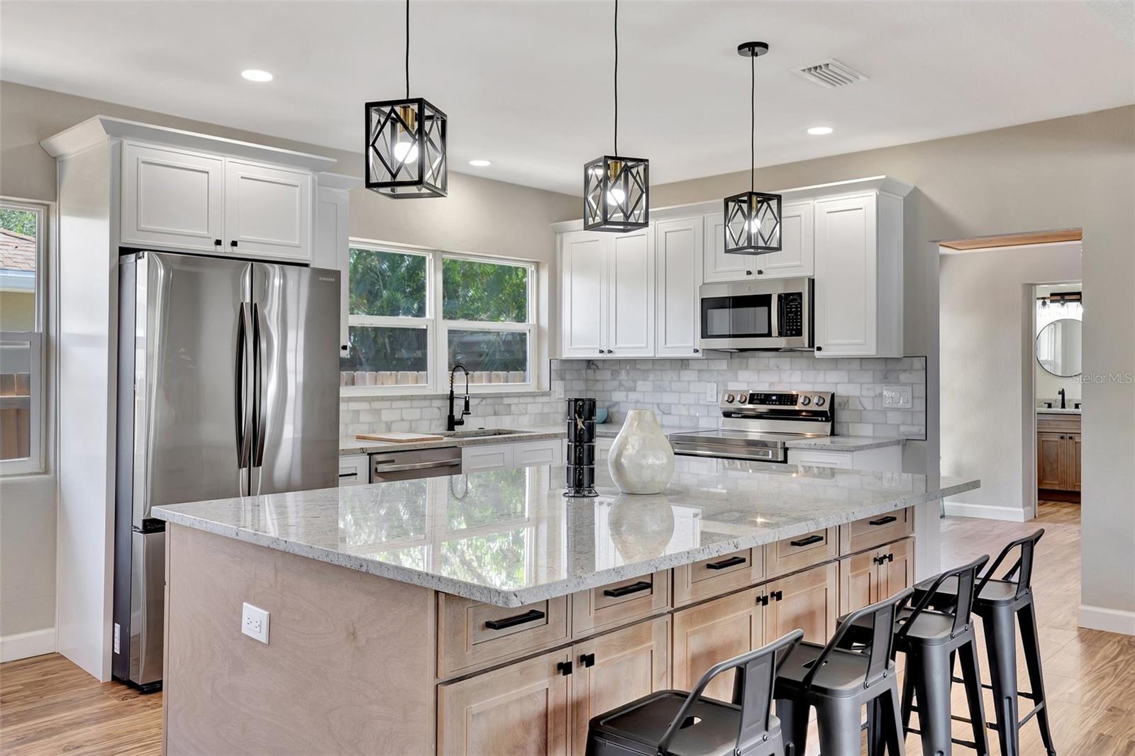 9 N HIGHLAND AVE, CLEARWATER, FL, 33755