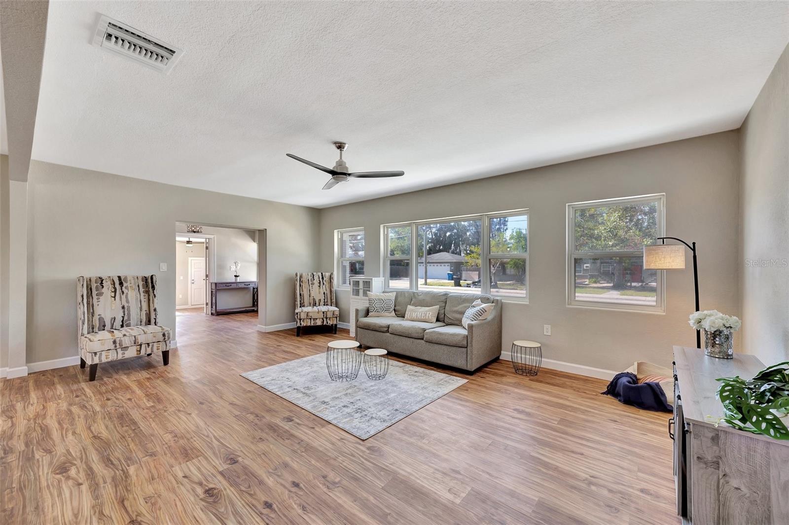 9 N HIGHLAND AVE, CLEARWATER, FL, 33755