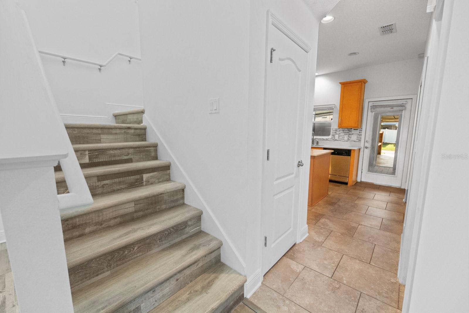 559 JUNIPER SPRINGS DR, GROVELAND, FL, 34736