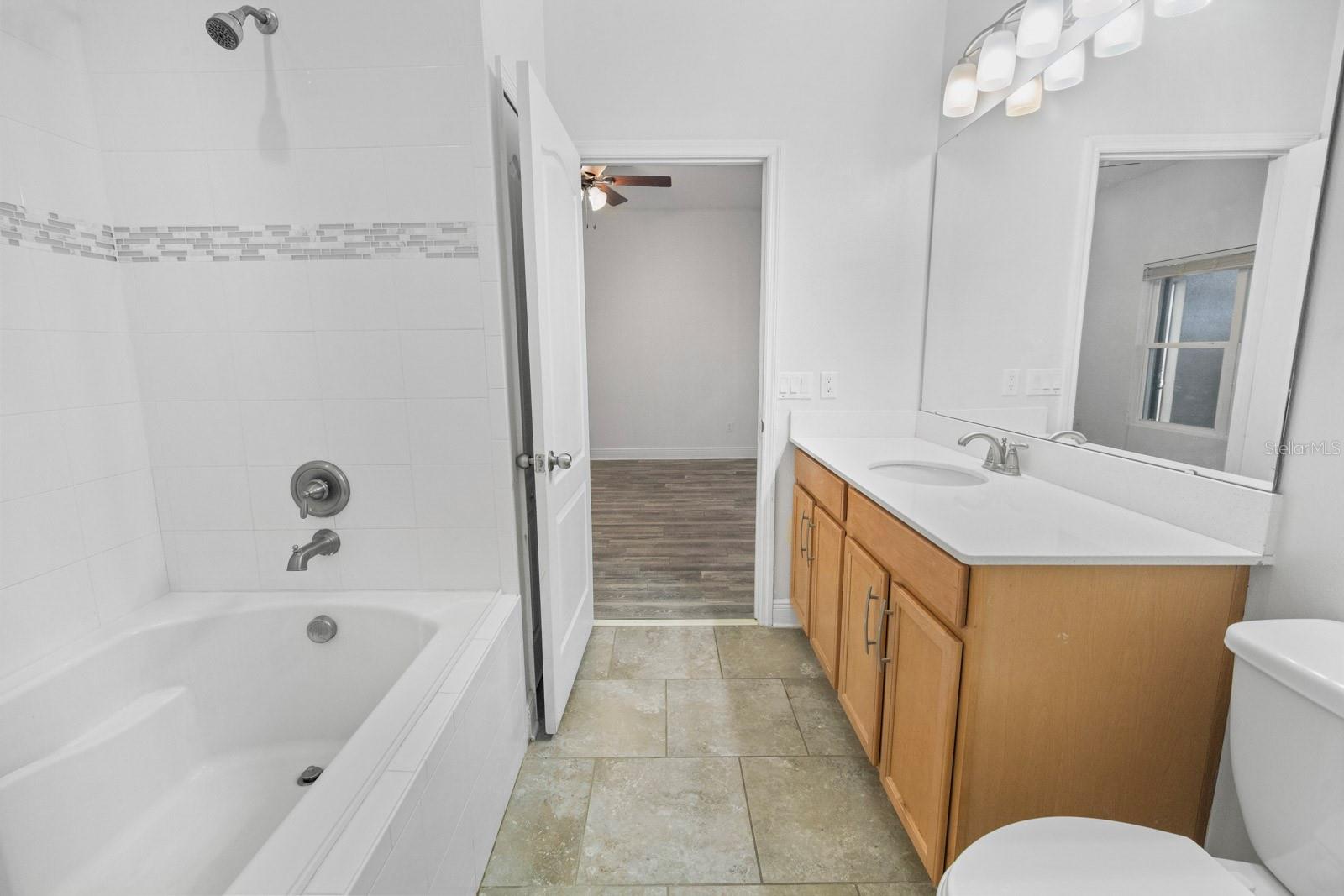 559 JUNIPER SPRINGS DR, GROVELAND, FL, 34736