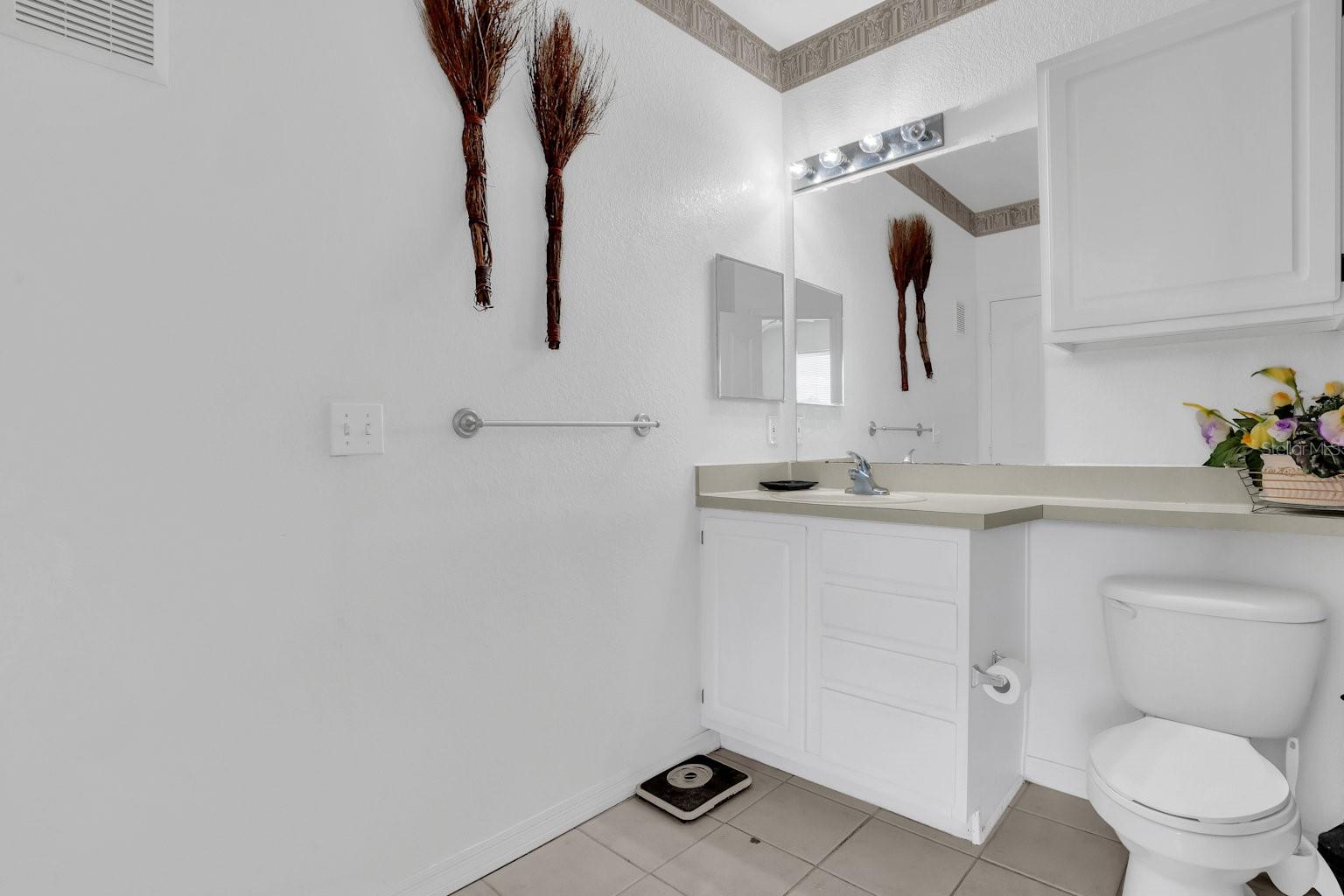 8919 LEGACY CT #303, KISSIMMEE, FL, 34747