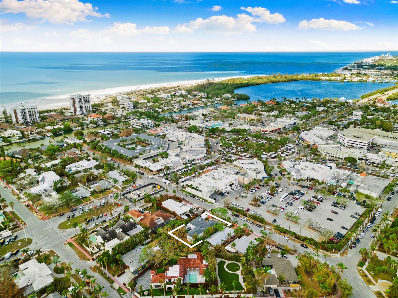 430 MONROE DR, SARASOTA, FL, 34236