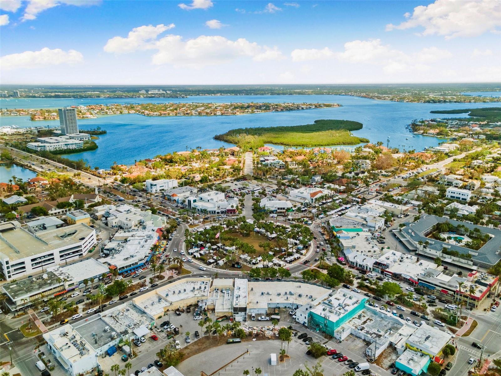 430 MONROE DR, SARASOTA, FL, 34236
