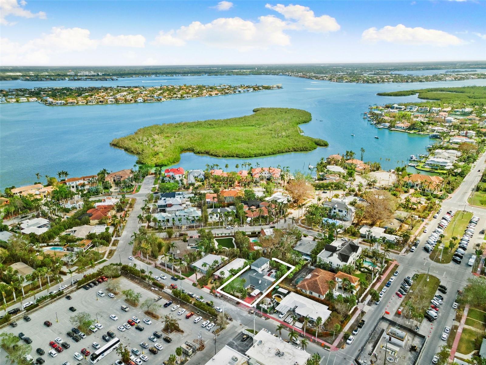 430 MONROE DR, SARASOTA, FL, 34236