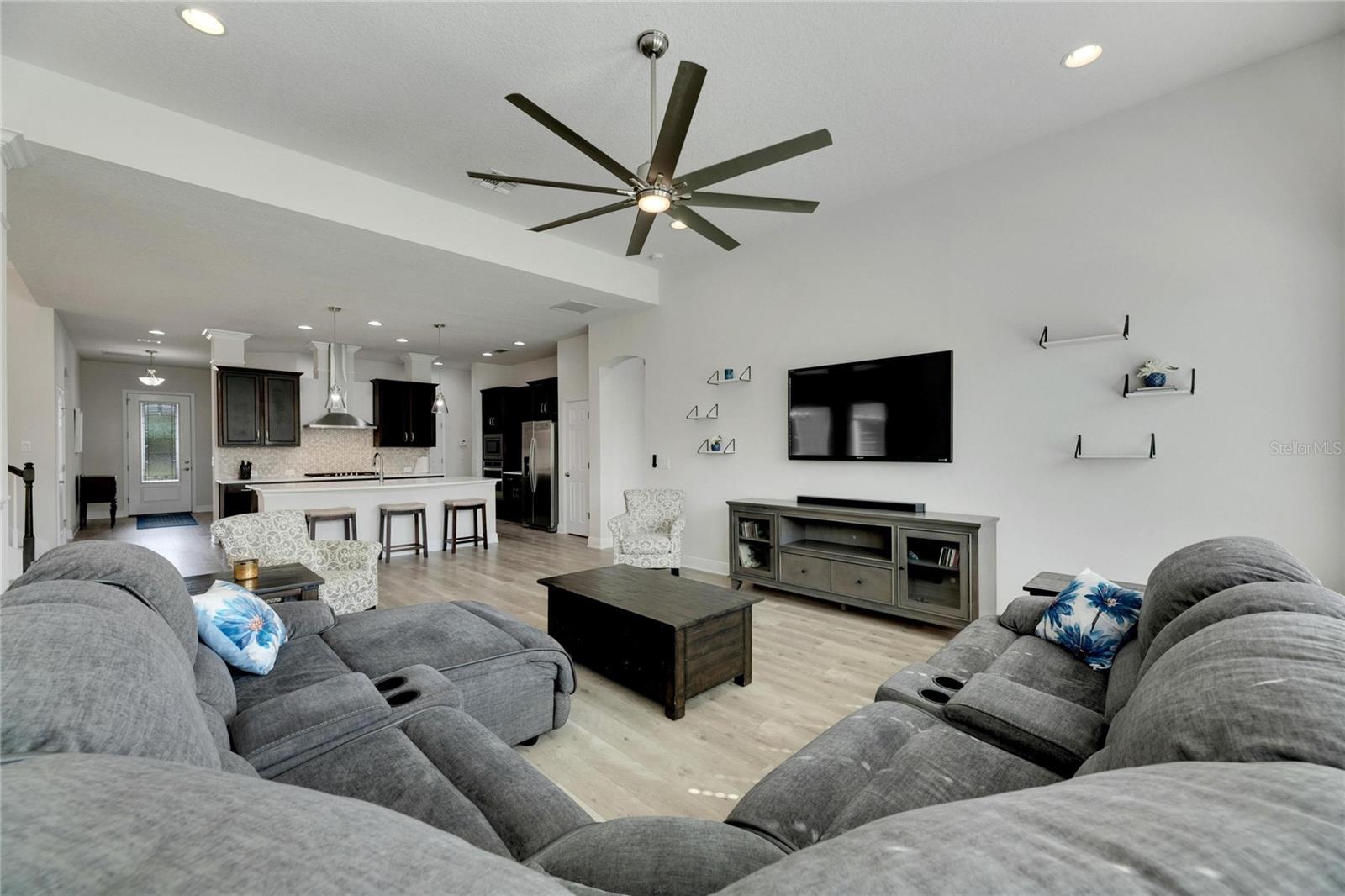 6917 PARADISO DR, APOLLO BEACH, FL, 33572