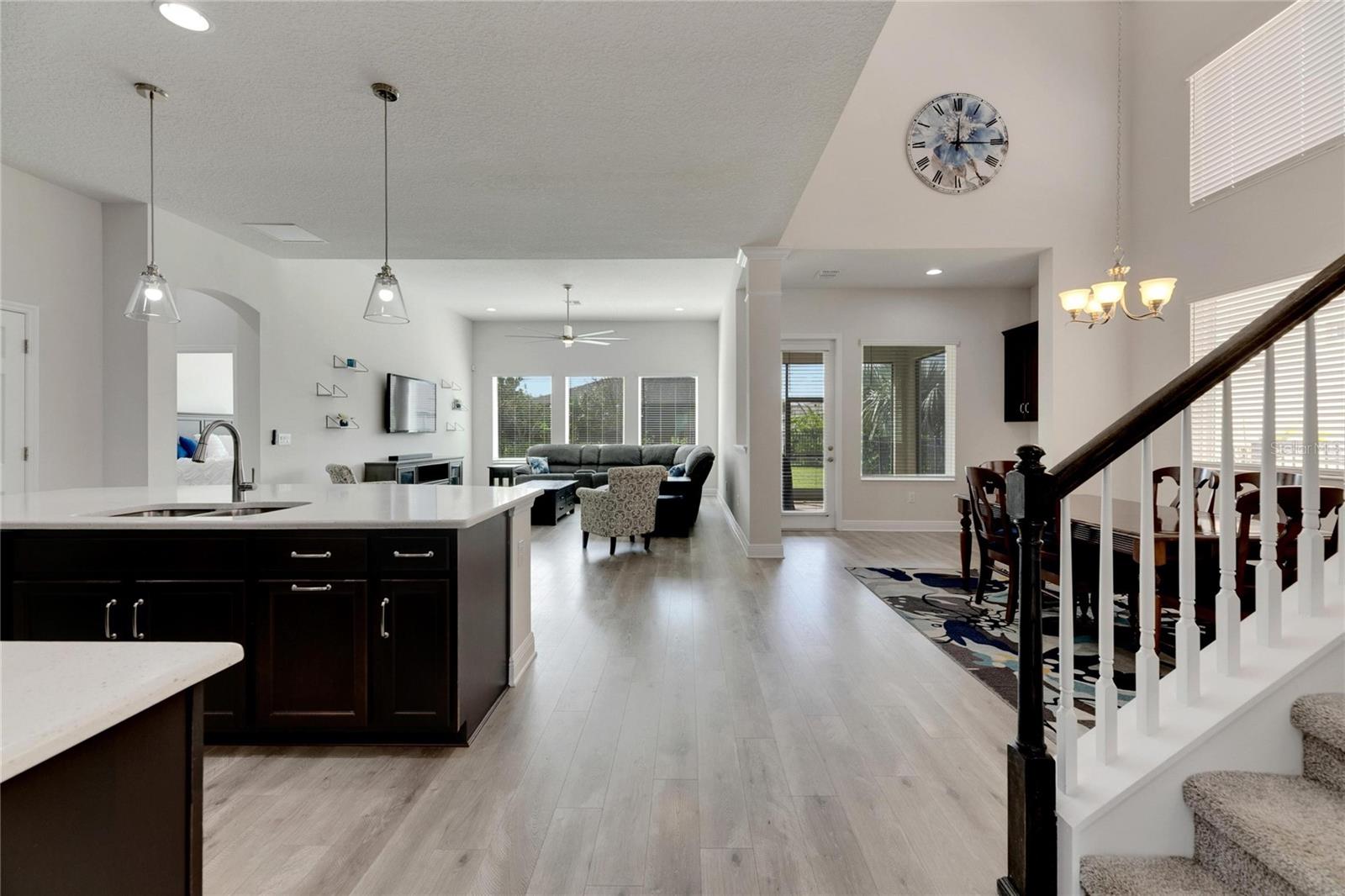 6917 PARADISO DR, APOLLO BEACH, FL, 33572