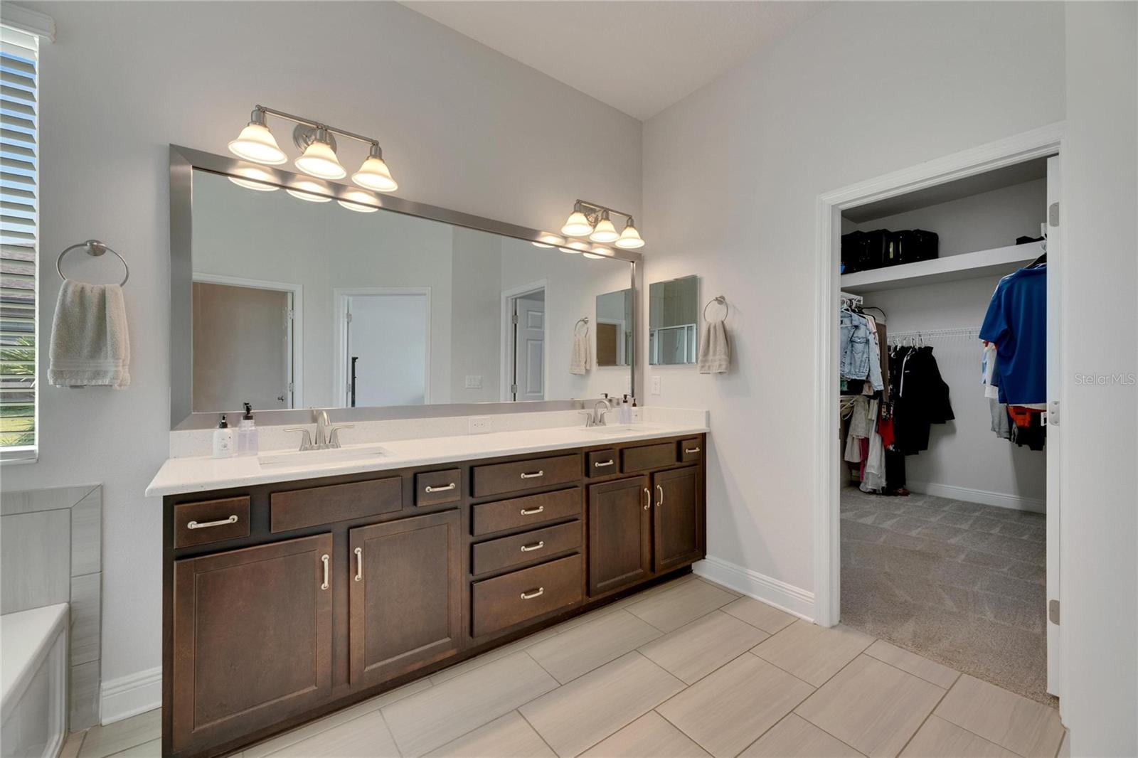 6917 PARADISO DR, APOLLO BEACH, FL, 33572