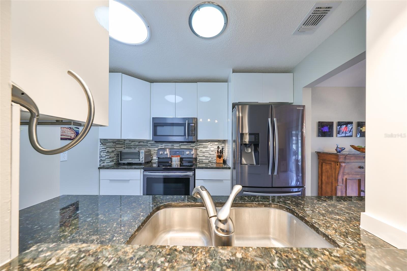2318 GRENOBLE PL, SUN CITY CENTER, FL, 33573