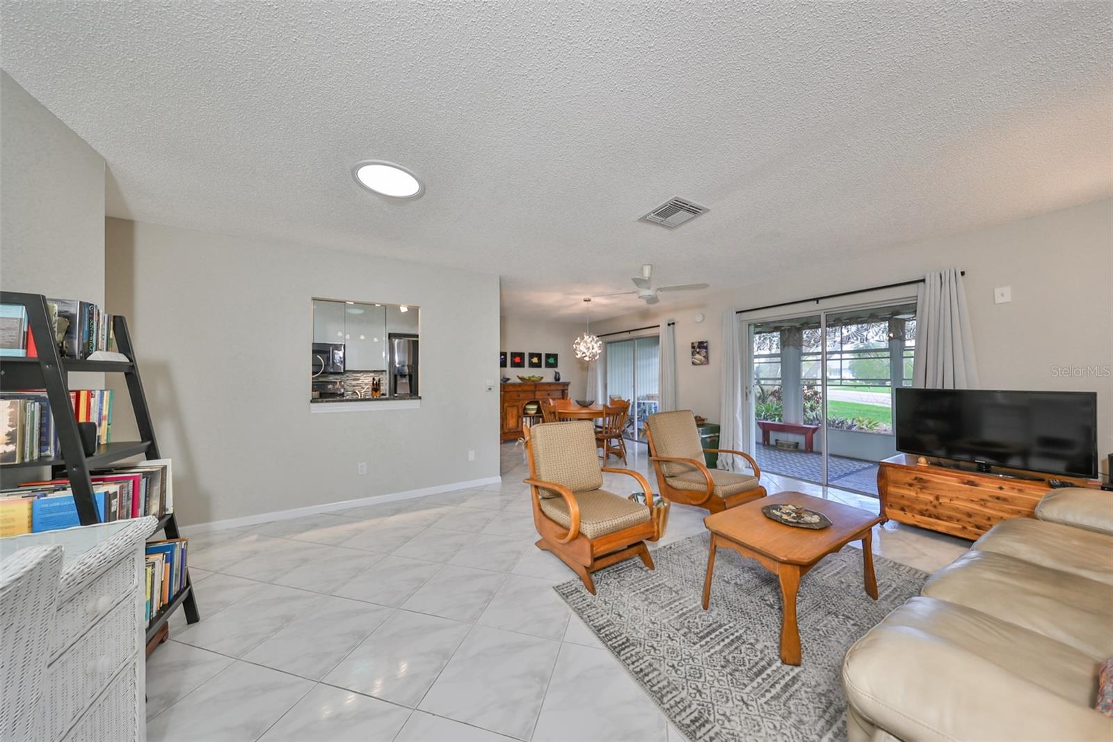 2318 GRENOBLE PL, SUN CITY CENTER, FL, 33573