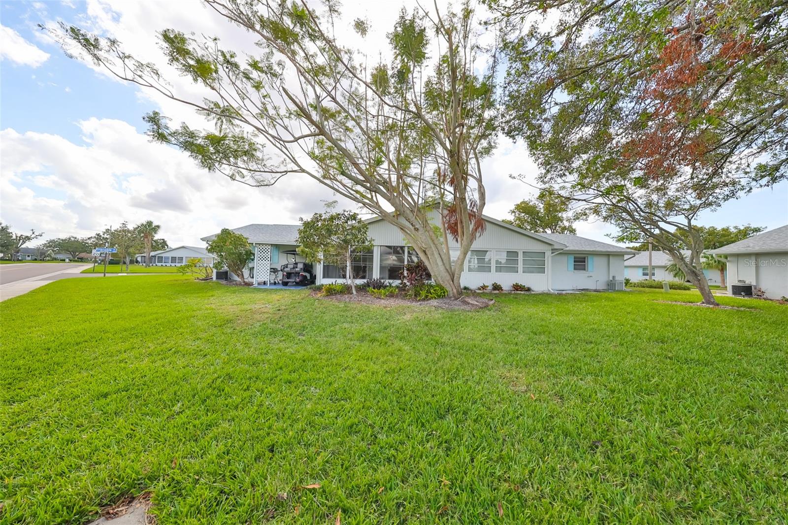 2318 GRENOBLE PL, SUN CITY CENTER, FL, 33573