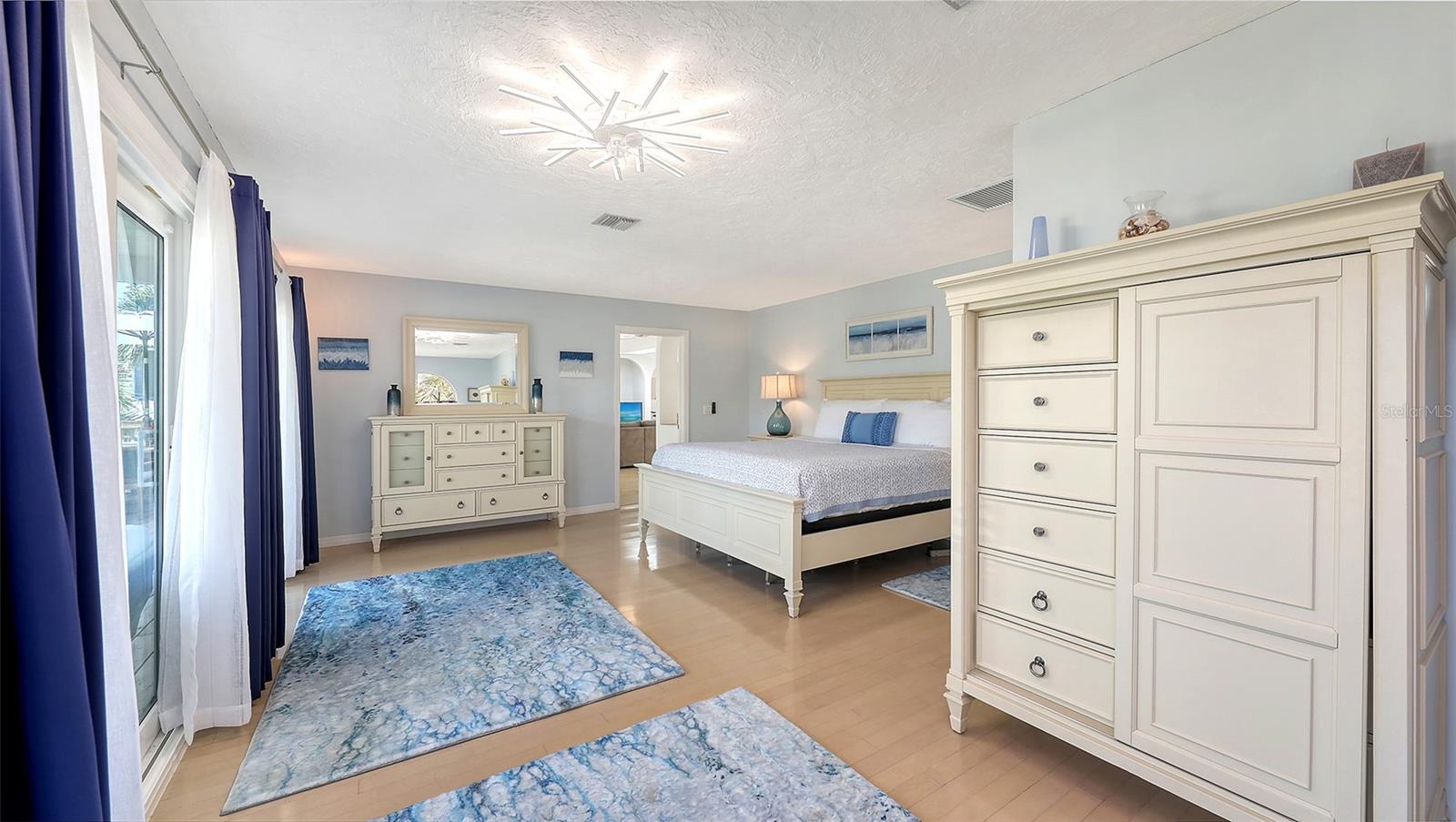 3604 CASEY KEY RD, NOKOMIS, FL, 34275