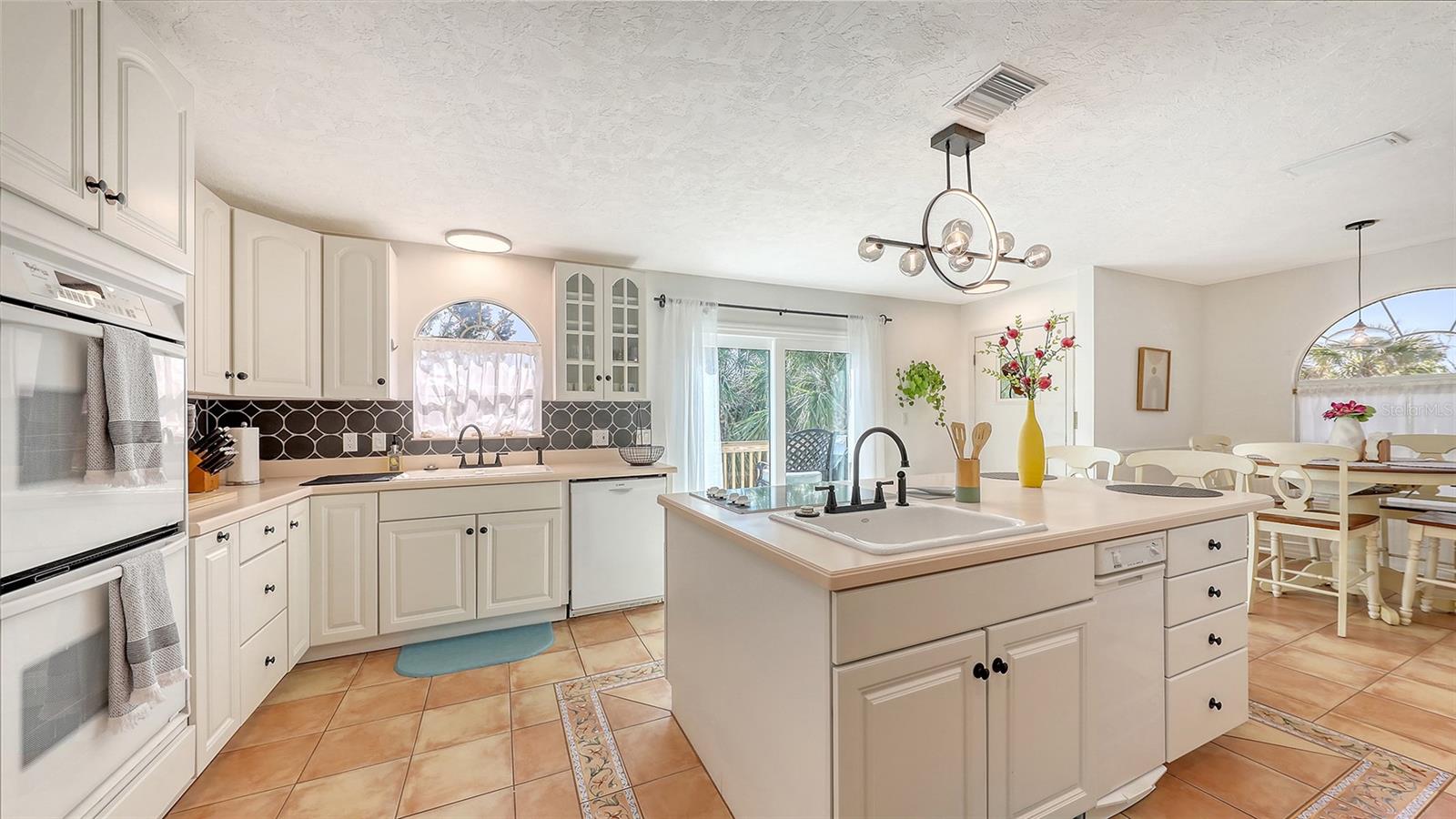 3604 CASEY KEY RD, NOKOMIS, FL, 34275