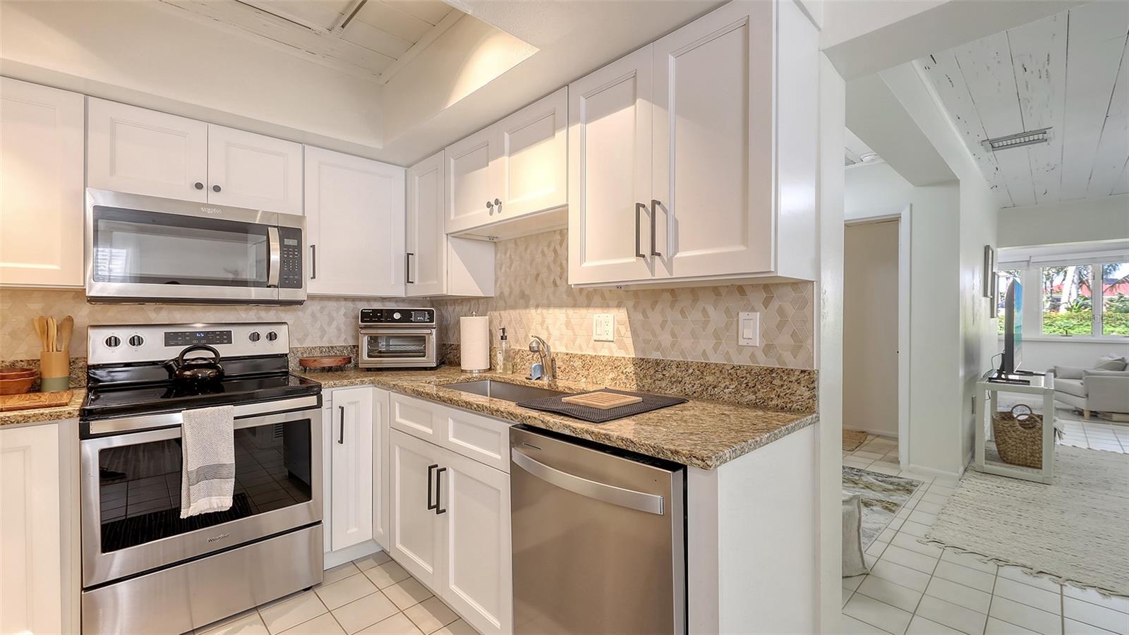 3604 CASEY KEY RD, NOKOMIS, FL, 34275
