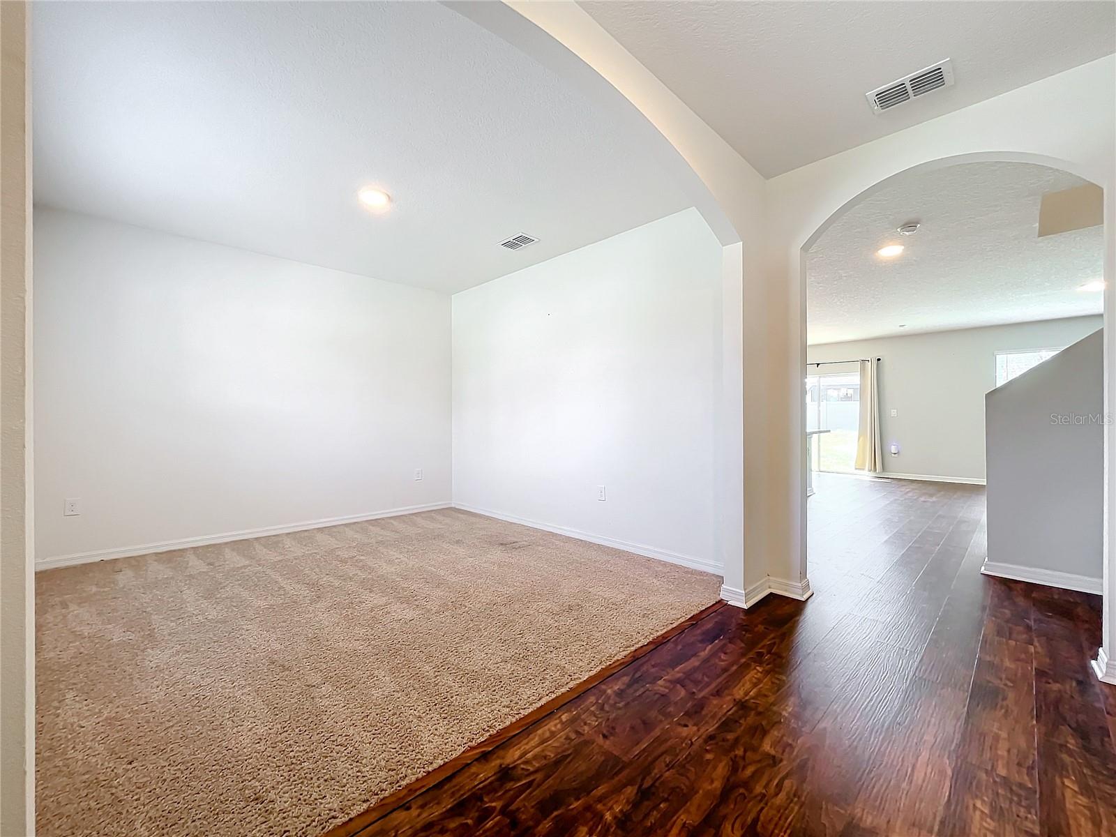 10520 BRONZE LEAF CT, LEESBURG, FL, 34788