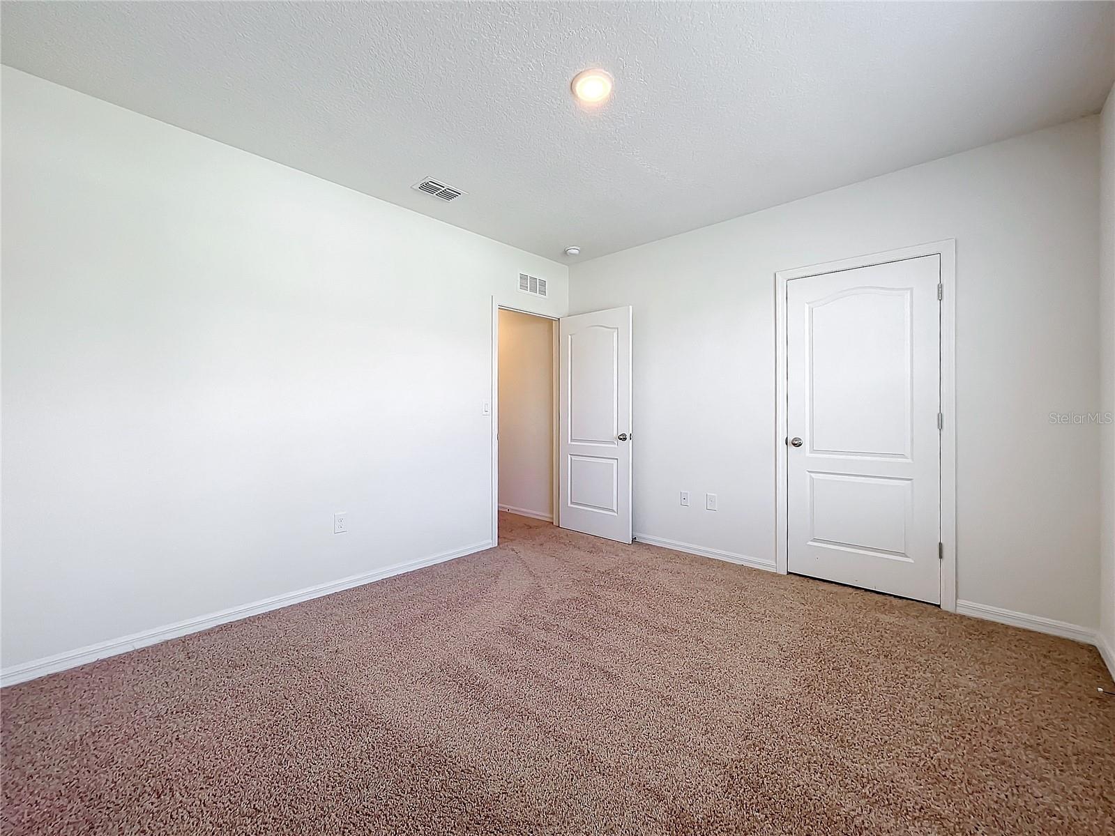 10520 BRONZE LEAF CT, LEESBURG, FL, 34788