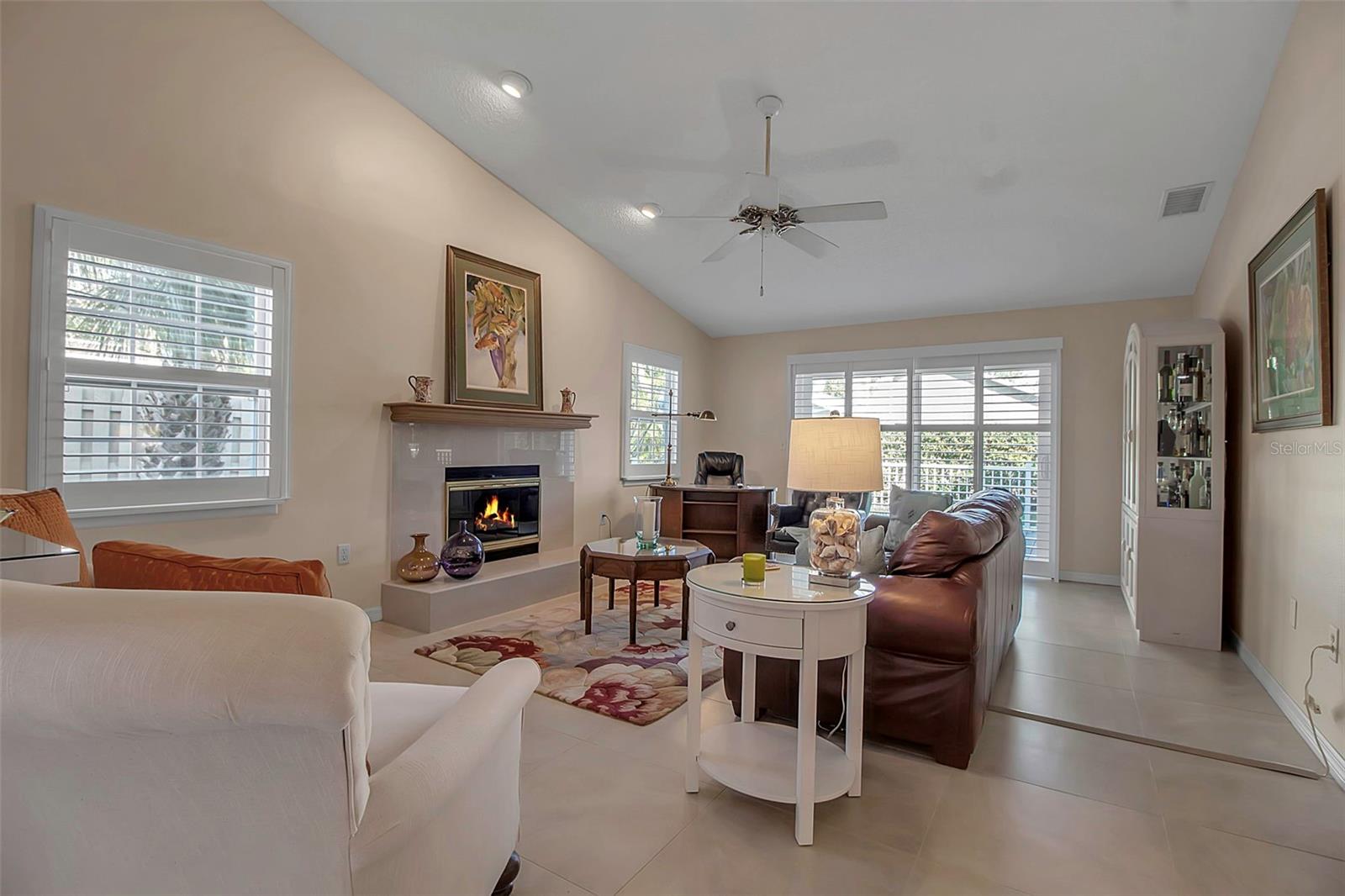 3410 AVENIDA MADERA #B, BRADENTON, FL, 34210