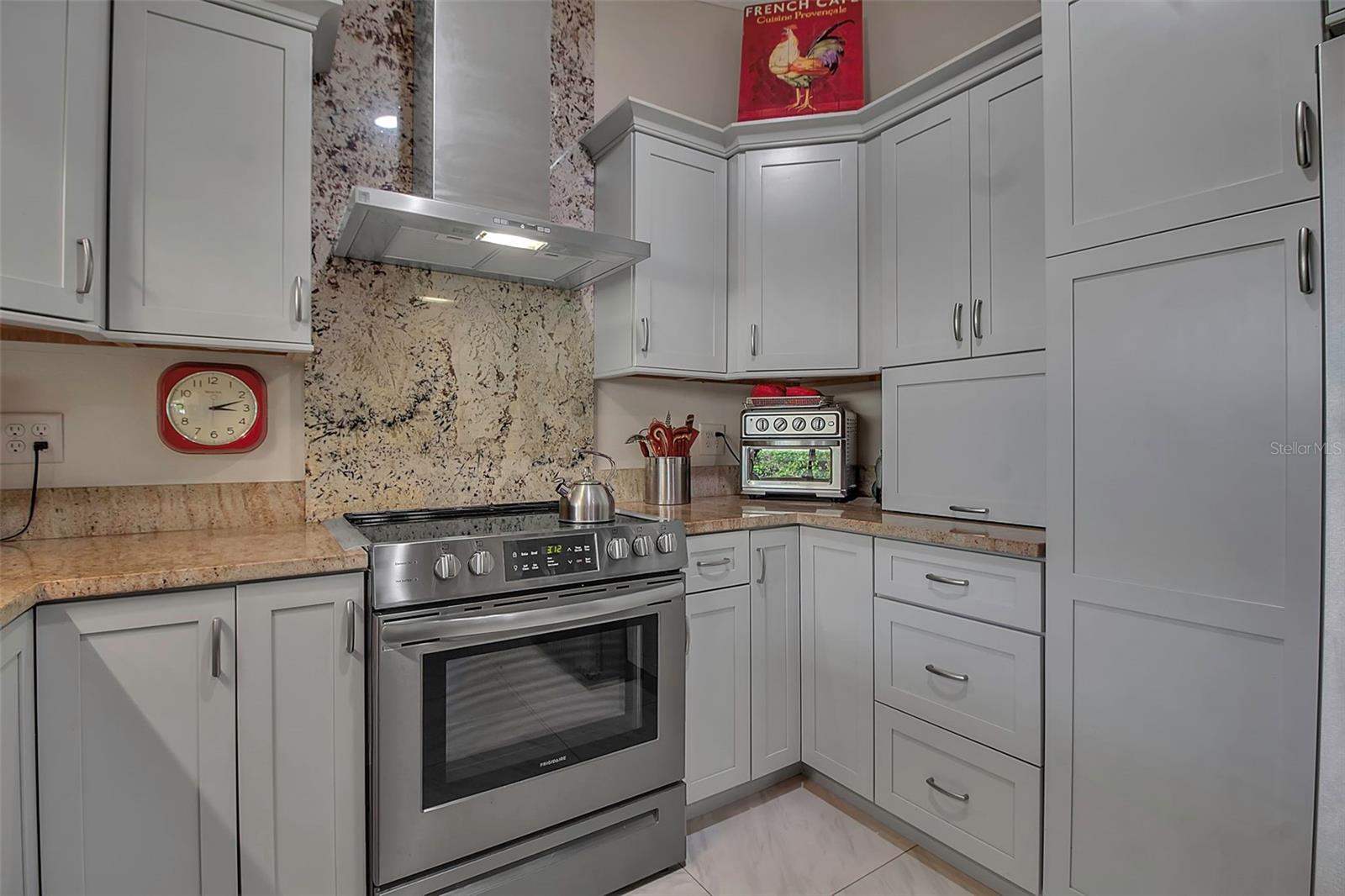 3410 AVENIDA MADERA #B, BRADENTON, FL, 34210