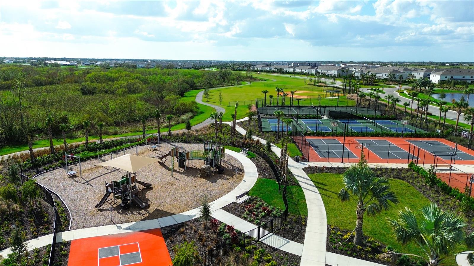 17579 CRESCENT MOON LOOP, BRADENTON, FL, 34211