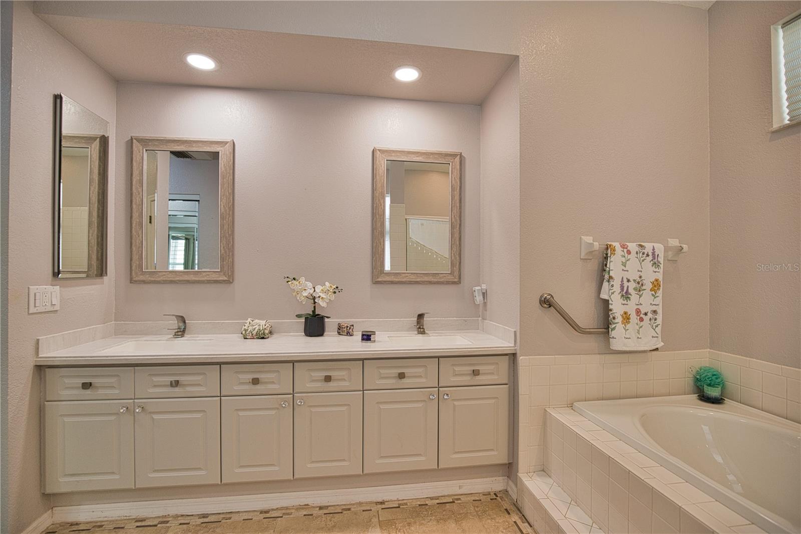 4398 SUMMERTREE RD, VENICE, FL, 34293