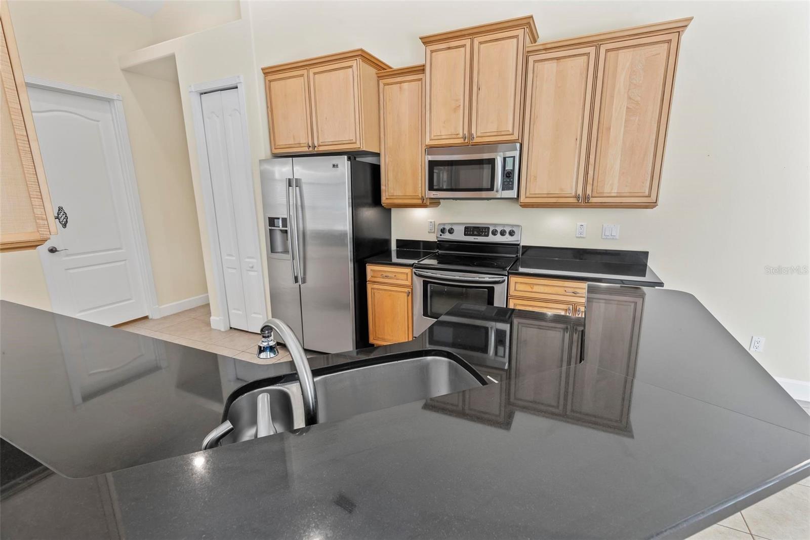 15 WATERSIDE PKWY, PALM COAST, FL, 32137