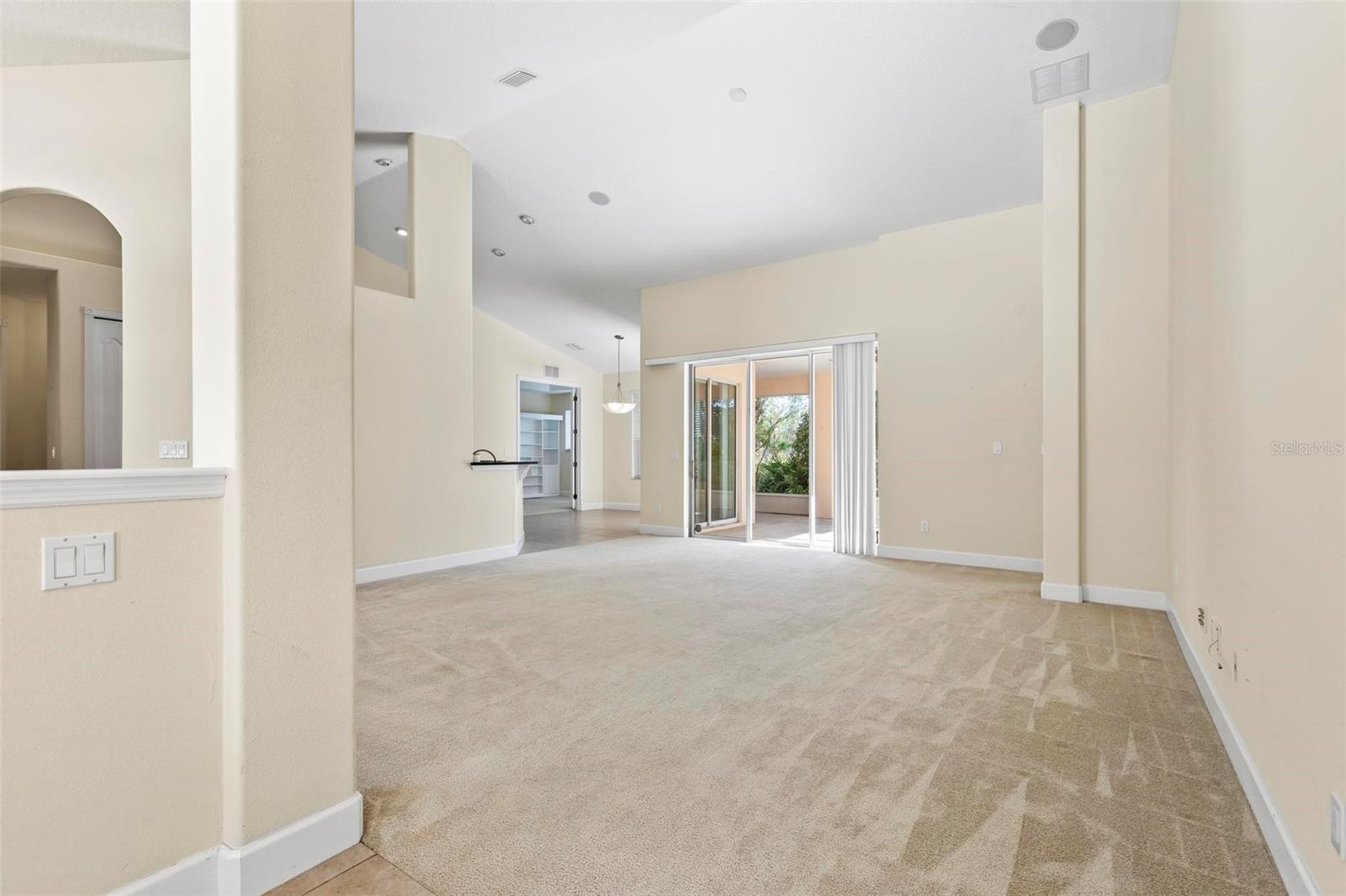15 WATERSIDE PKWY, PALM COAST, FL, 32137