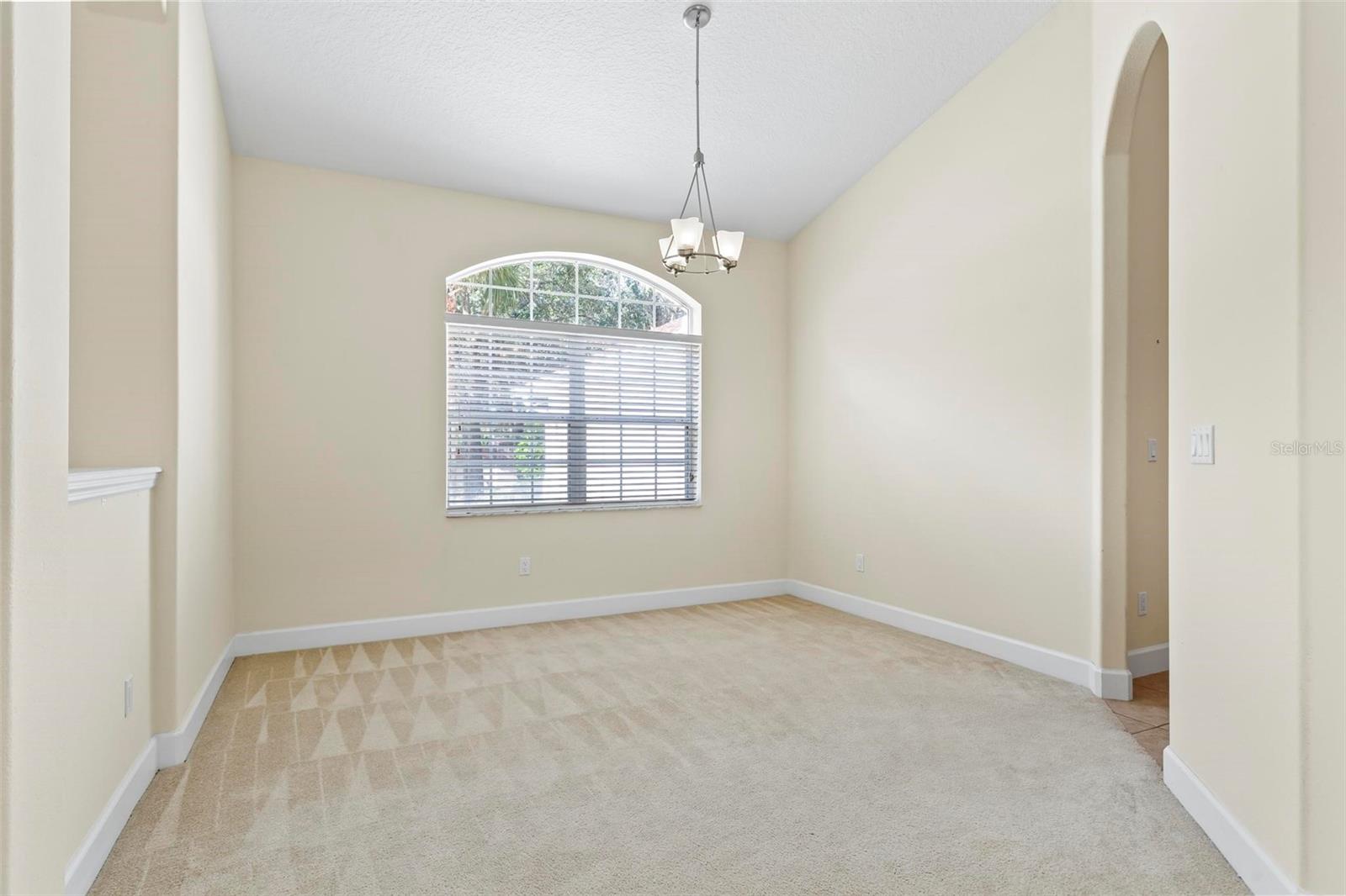 15 WATERSIDE PKWY, PALM COAST, FL, 32137