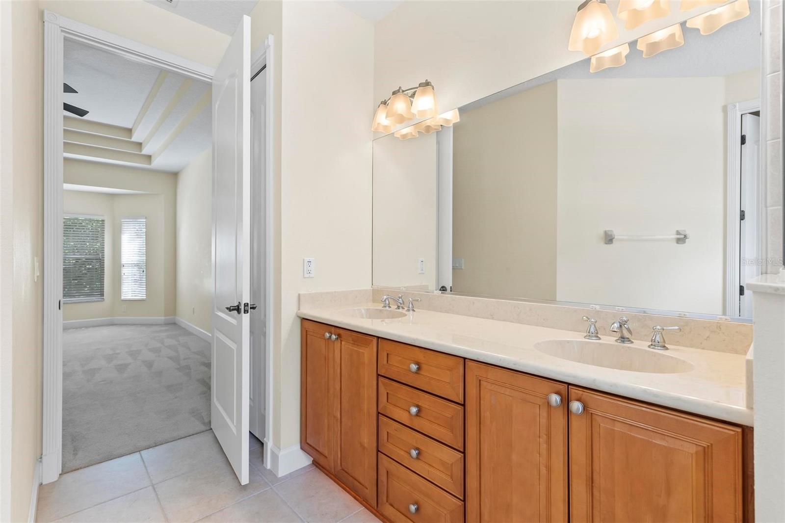 15 WATERSIDE PKWY, PALM COAST, FL, 32137