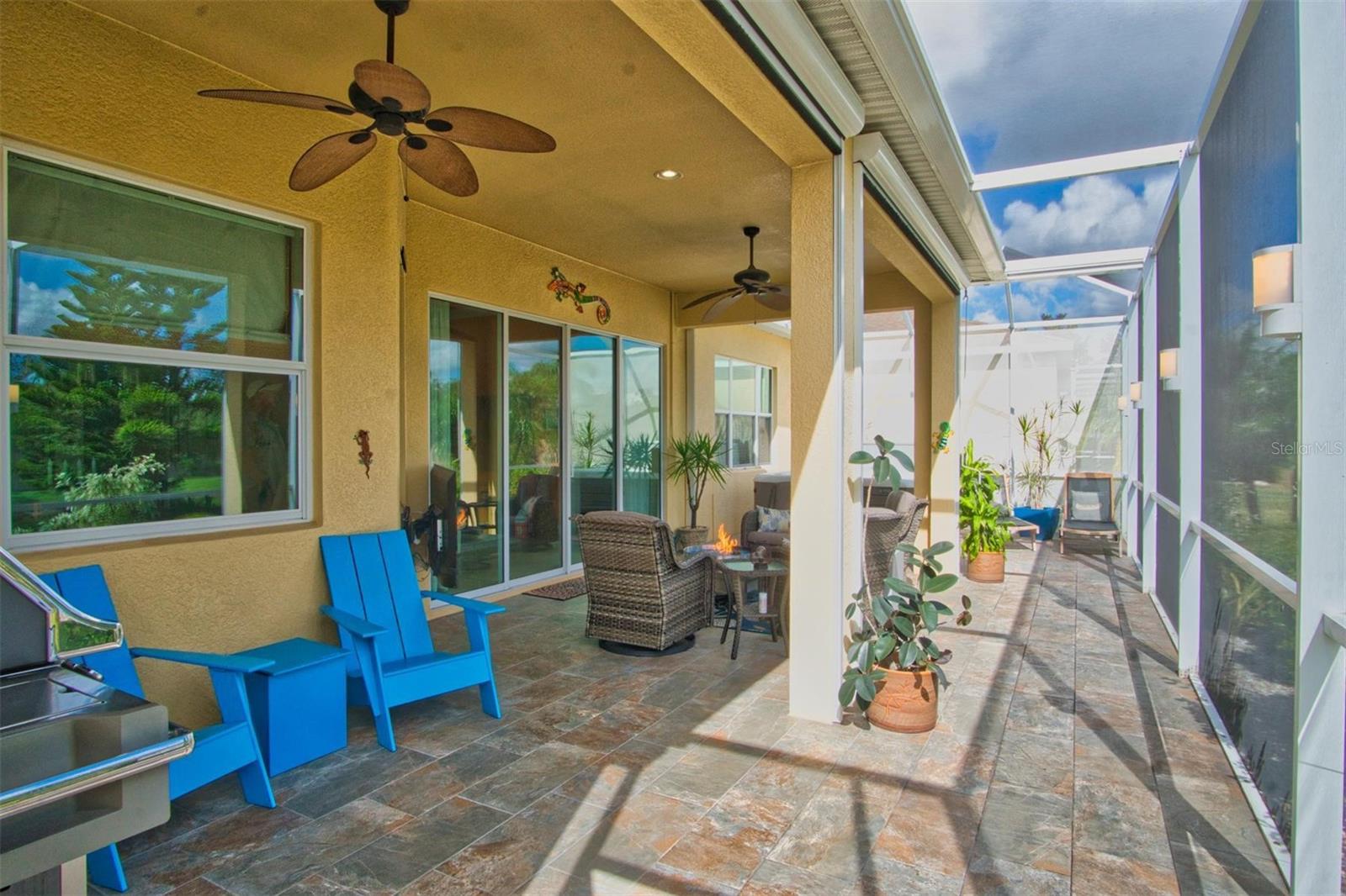 1647 EMERALD DUNES DR, SUN CITY CENTER, FL, 33573