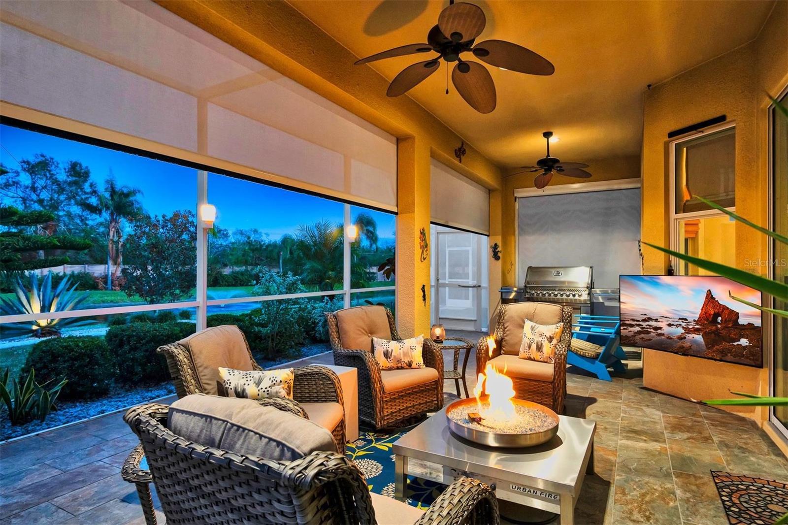1647 EMERALD DUNES DR, SUN CITY CENTER, FL, 33573